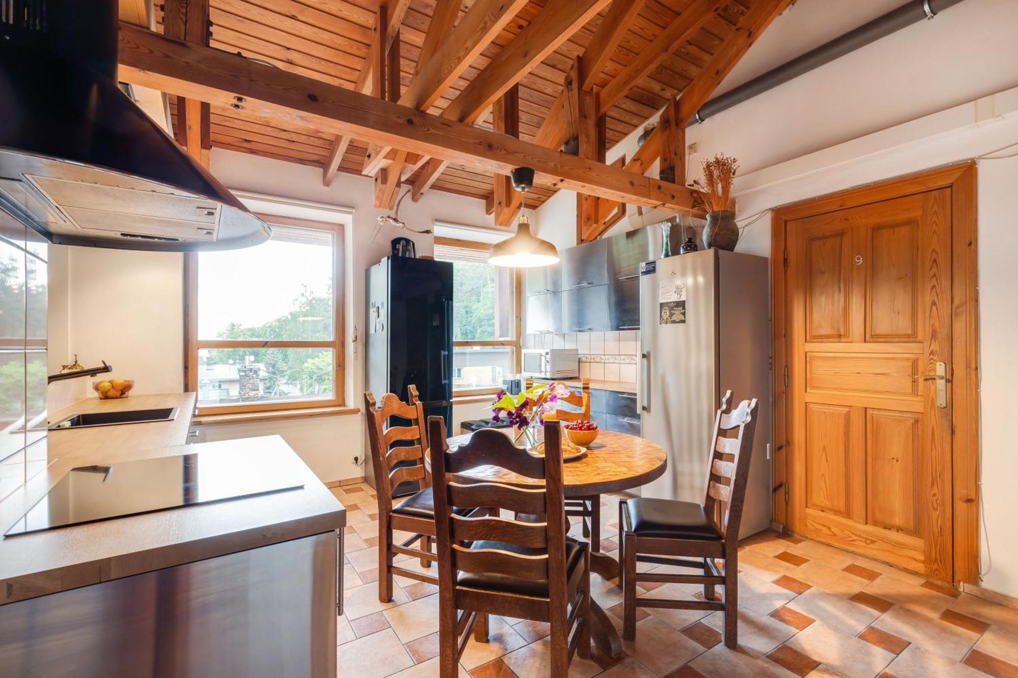 House Of Sun Bed & Breakfast วิลนีอุส ภายนอก รูปภาพ